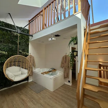 Loft Avec Jaccuzi * לה מאנש